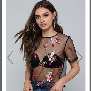 🛍BEBE- SHEER FLORAL TOP
